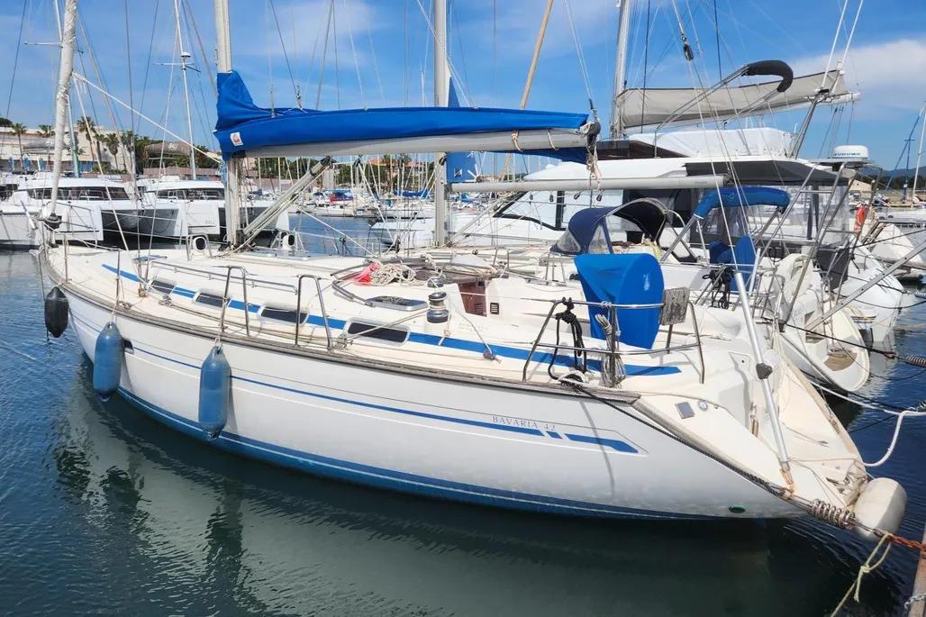 Bavaria 42